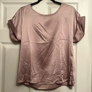 Women’s satin like short sleeve blouse cream/mauve